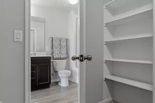 516 E Slaughter Ln, Austin, TX 78744 - Photo 20