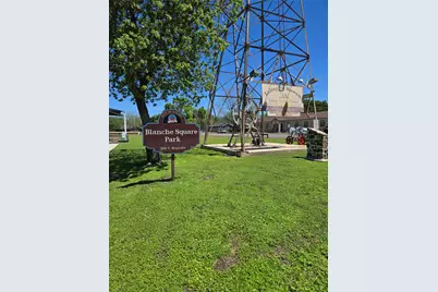 174 Falcon Drive, Luling, TX 78648 - Photo 30