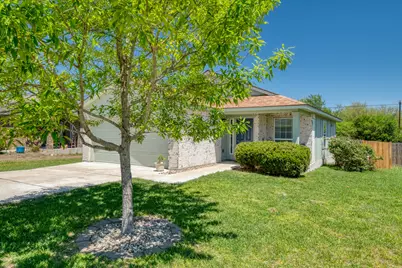 174 Falcon Drive, Luling, TX 78648 - Photo 2
