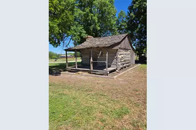 174 Falcon Drive, Luling, TX 78648 - Photo 30