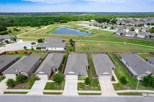 624 Independence Ave, Liberty Hill, TX 78642 - Photo 2