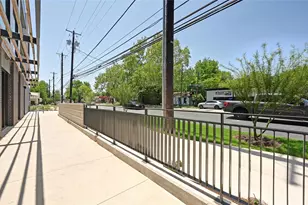 2209 S 1st St, Austin, TX 78704 - Photo 2