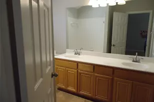 1404 Peachtree Valley Dr, Round Rock, TX 78681 - Photo 12