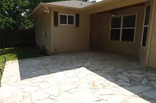 1404 Peachtree Valley Dr, Round Rock, TX 78681 - Photo 22