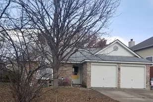 806 Black Locust Dr, Pflugerville, TX 78660 - Photo 2