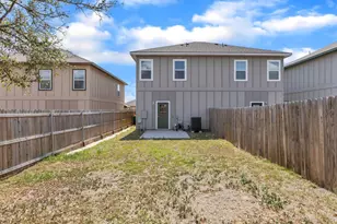 203 Peruna Dr, Marble Falls, TX 78654 - Photo 36