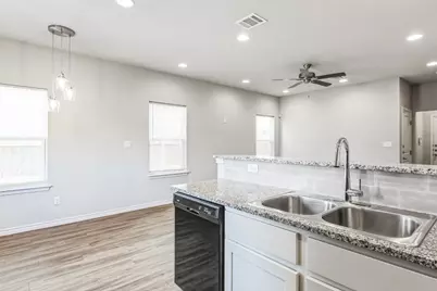 203 Peruna Drive, Marble Falls, TX 78654 - Photo 12