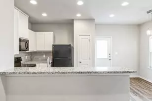 203 Peruna Dr, Marble Falls, TX 78654 - Photo 14