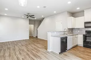 203 Peruna Dr, Marble Falls, TX 78654 - Photo 8