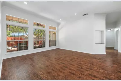 209 El Rio Drive, Lakeway, TX 78734 - Photo 10