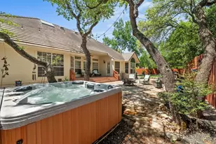 209 El Rio Dr, Lakeway, TX 78734 - Photo 6