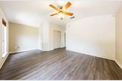 805 Chiselpoint Cove, Round Rock, TX 78681 - Photo 8