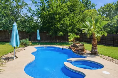 128 Clear Water Pass, Bastrop, TX 78602 - Photo 2
