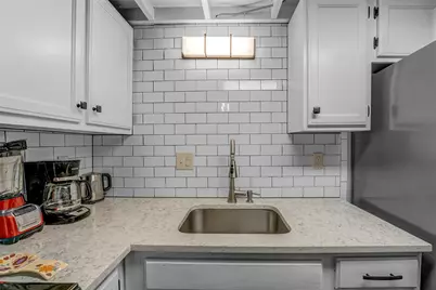 1000 W 26th Street #215, Austin, TX 78705 - Photo 14