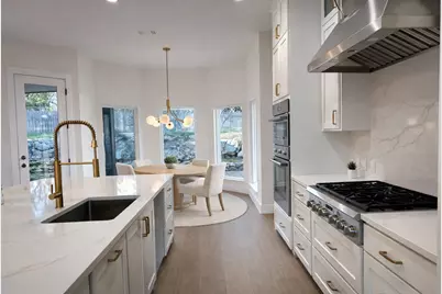 1004 Elder Circle, Austin, TX 78733 - Photo 14