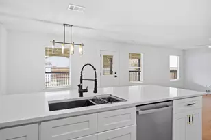 6708 Panda Royle Dr, Del Valle, TX 78617 - Photo 16