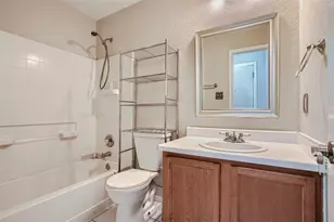 221 Almquist St, Hutto, TX 78634 - Photo 20