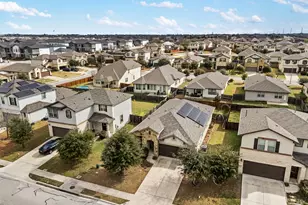 8121 Rosano St, Round Rock, TX 78665 - Photo 2