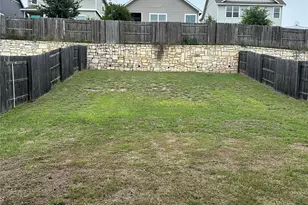 104 Wind Flower Ln, Liberty Hill, TX 78642 - Photo 34