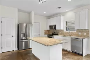 207 Cardinal Loop, Paige, TX 78659 - Photo 10