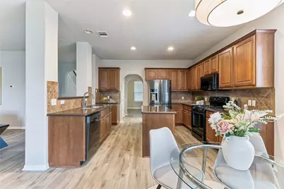 391 Middle Creek, Buda, TX 78610 - Photo 6