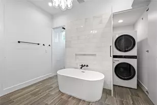 308 Briarwood Trail, Austin, TX 78746 - Photo 10