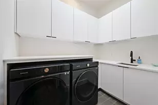 308 Briarwood Trail, Austin, TX 78746 - Photo 16