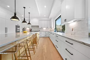 308 Briarwood Trail, Austin, TX 78746 - Photo 8