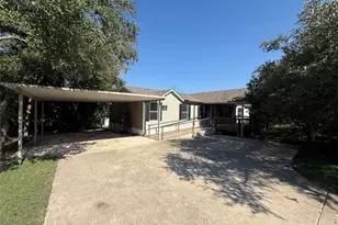 120 Creedmore Dr, Liberty Hill, TX 78642 - Photo 2