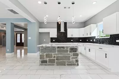 130 Creekwood Trail, Cedar Creek, TX 78612 - Photo 14