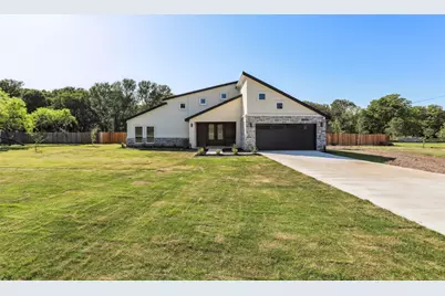 130 Creekwood Trail, Cedar Creek, TX 78612 - Photo 2