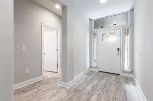 9301 Alex Ln, Austin, TX 78748 - Photo 2