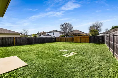 102 Blanco Woods Boulevard, Elgin, TX 78621 - Photo 22