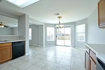 102 Blanco Woods Boulevard, Elgin, TX 78621 - Photo 10