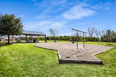 102 Blanco Woods Boulevard, Elgin, TX 78621 - Photo 26