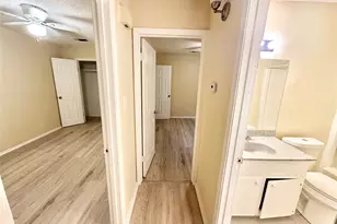 4302 Scottsdale Rd, Austin, TX 78721 - Photo 16