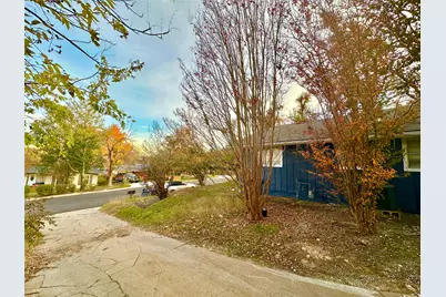 4302 Scottsdale Rd #A, Austin, TX 78721 - Photo 2