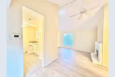 4302 Scottsdale Rd #A, Austin, TX 78721 - Photo 8