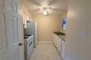 4302 Scottsdale Rd, Austin, TX 78721 - Photo 10