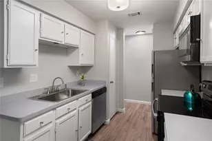 1012 Allen St, San Marcos, TX 78666 - Photo 2