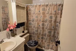 2002 Citation Dr, Del Valle, TX 78617 - Photo 14