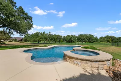 27017 Masters Parkway, Spicewood, TX 78669 - Photo 28