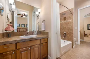 27017 Masters Pkwy, Spicewood, TX 78669 - Photo 18