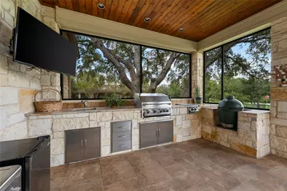 27017 Masters Parkway, Spicewood, TX 78669 - Photo 26