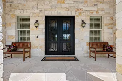27017 Masters Parkway, Spicewood, TX 78669 - Photo 2