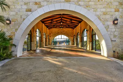 105 Cascading Water Place, Lakeway, TX 78734 - Photo 40
