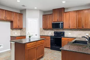 13525 Abraham Lincoln St, Manor, TX 78653 - Photo 10