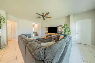 6712 May Shower Dr, Austin, TX 78744 - Photo 6