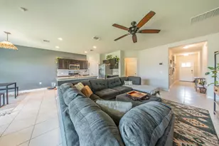 6712 May Shower Dr, Austin, TX 78744 - Photo 8