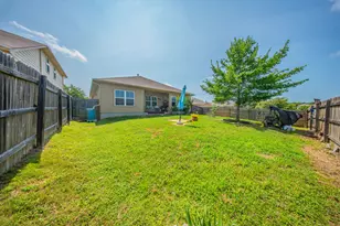 6712 May Shower Dr, Austin, TX 78744 - Photo 28
